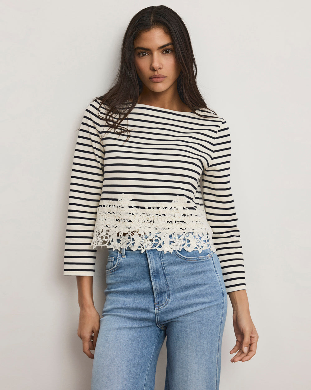 J2602JY158S0593_DOVE_NAVY_STRIPE_01